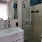 Avery Court, Block A, 18 Апартаменты *
