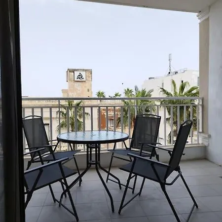 Avery Court, Block A, 18